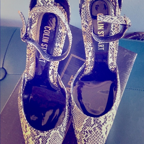 Snake skin pointy stilettos! - Picture 9 of 9